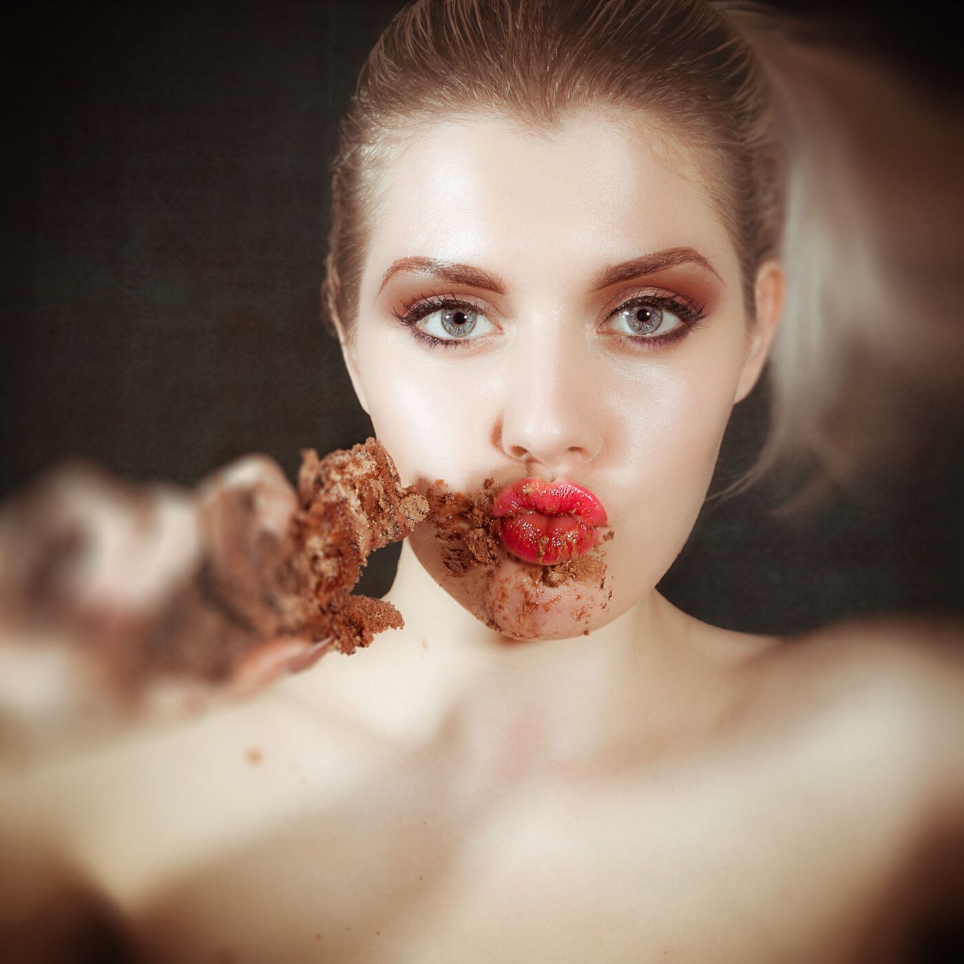 Helping new and established models build agency-ready portfolios through clean, editorial and fine art imagery